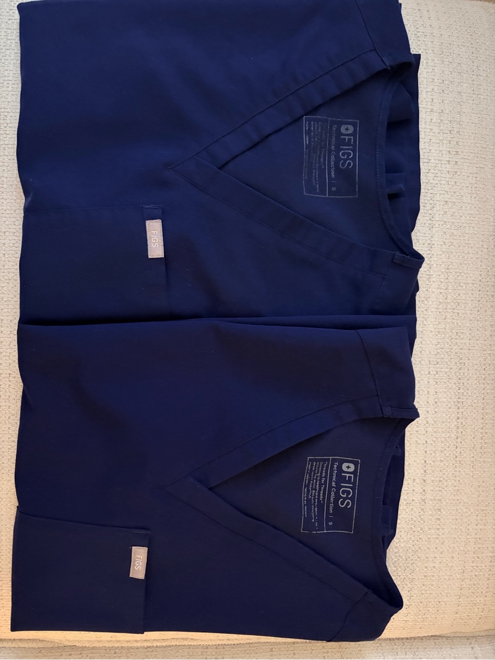 FIGS Navy Scrub Tops - Classic Comfort